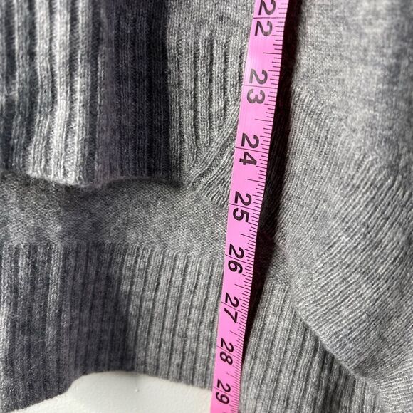 White + Warren Heather Gray cashmere Knit Top size Medium - Picture 11 of 11